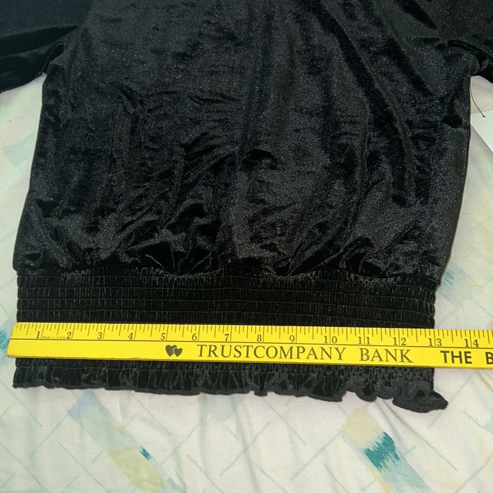 Laundry by Shelli Segal Small black velour top New With Tags polyester blend - Picture 14 of 14